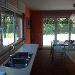 度假居 Bosque Albite Llanera (Asturias)