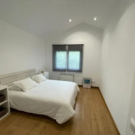 Bosque Albite 度假居 Llanera (Asturias)