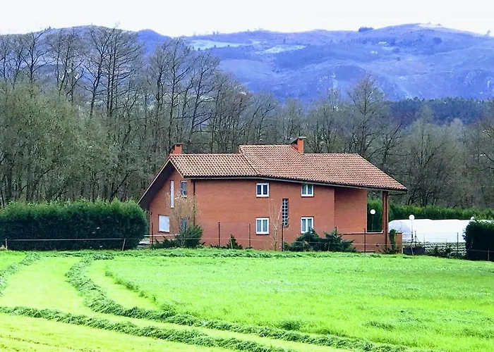 Bosque Albite Сasa de vacaciones Llanera (Asturias)